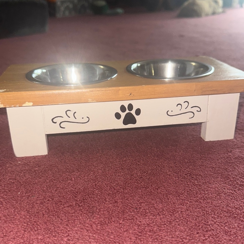 Metal dog bowls